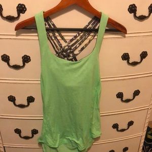 Lululemon size 4 tank